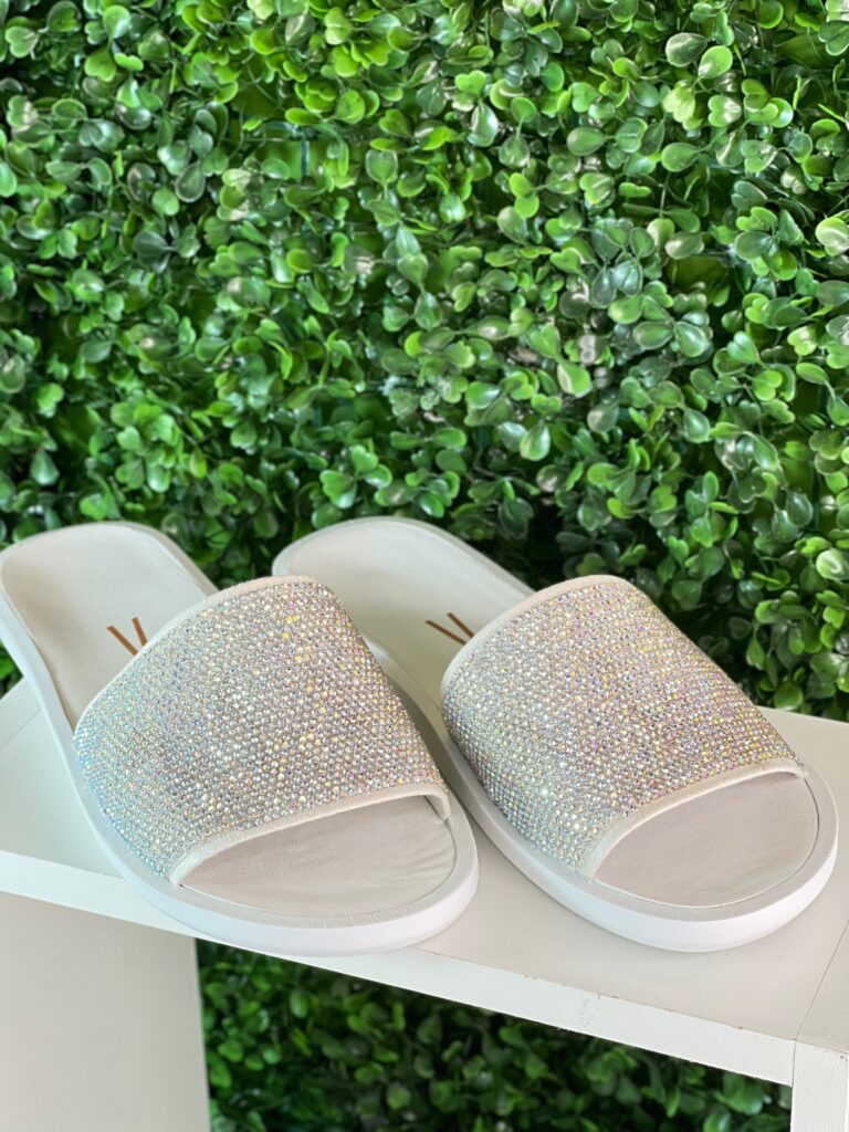 chinelo vizzano slide strass branco chinelo vizzano slide strass branco