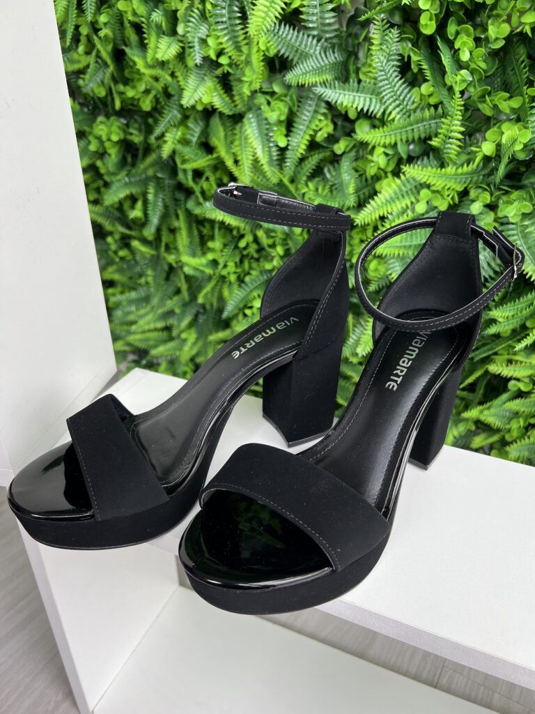 sandália nobuck verniz preto via marte 23 14605 01