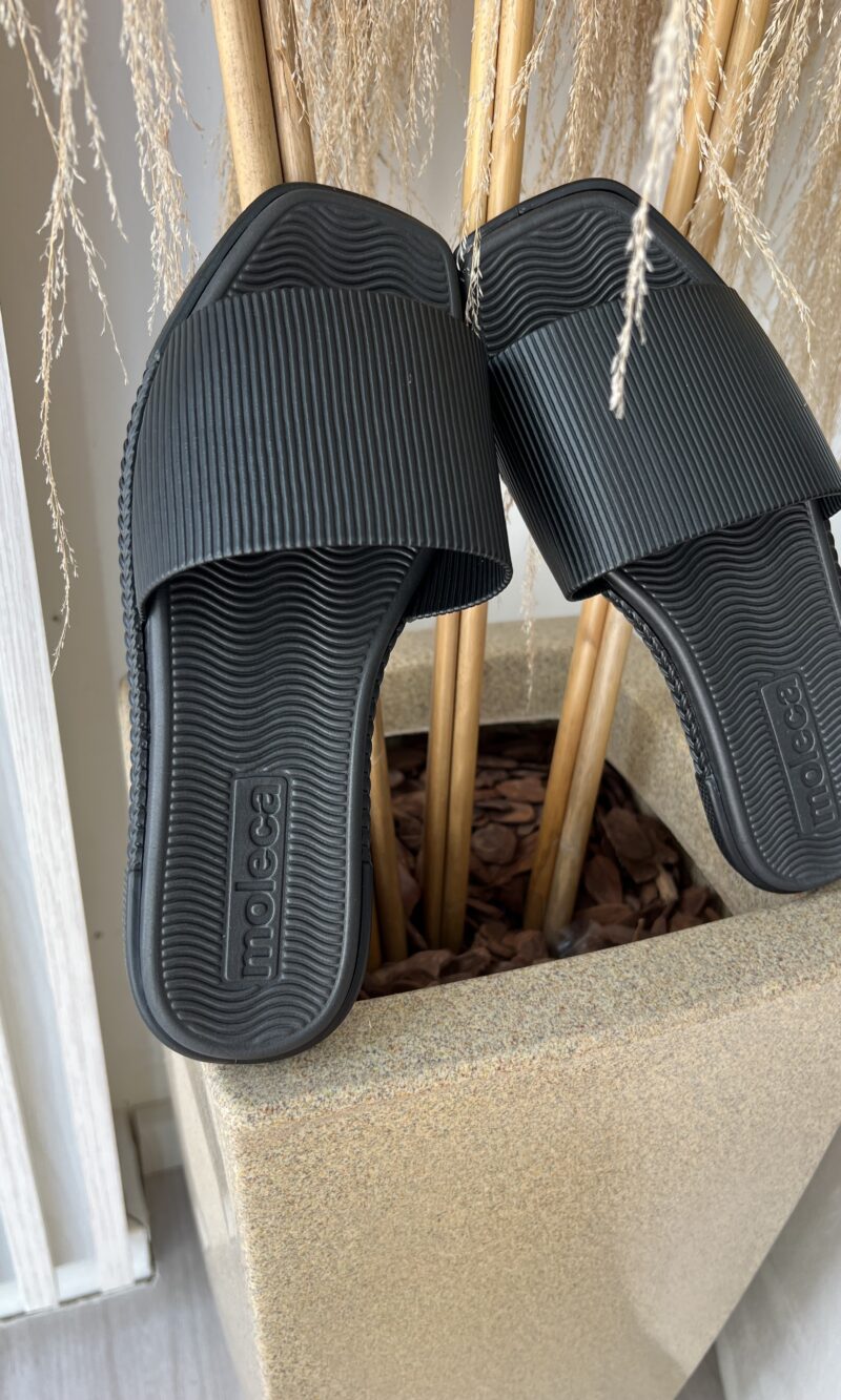 chinelo slide moleca branco/off 5494100 chinelo slide moleca branco/off 5494100