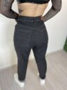 calça jeans mom blumenau