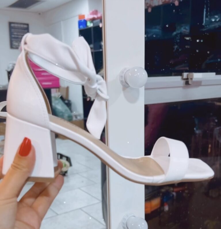 sandália laço branco via marte 23 20810 01 sandália laço branco via marte 23 20810 01