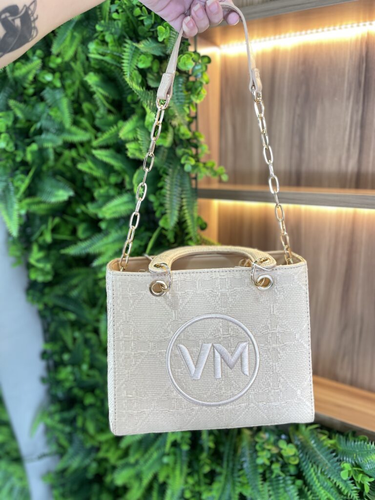 bolsa tote média palha bege claro via marte ref: b1 122 01 bolsa tote média palha bege claro via marte ref: b1 122 01