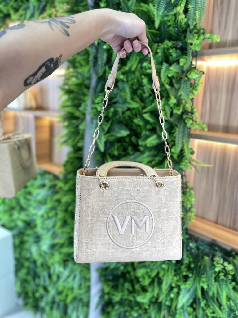 bolsa tote média palha bege claro via marte ref: b1 122 01 bolsa tote média palha bege claro via marte ref: b1 122 01