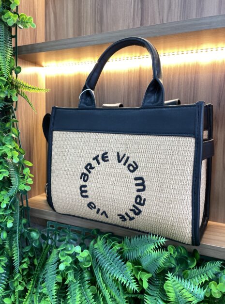 bolsa tote média palha bege claro preto via marte ref: b1 120 01