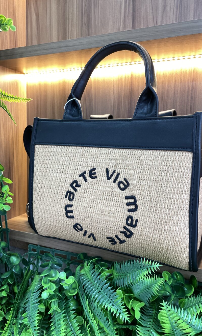 bolsa tote média palha bege claro preto via marte ref: b1 120 01