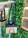 bolsa tote média palha bege claro preto via marte ref: b1 120 01