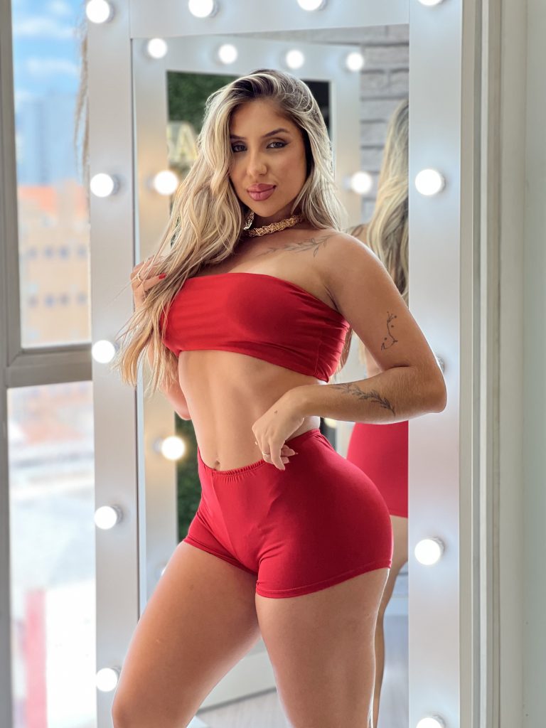 conjunto hot pants vermelho