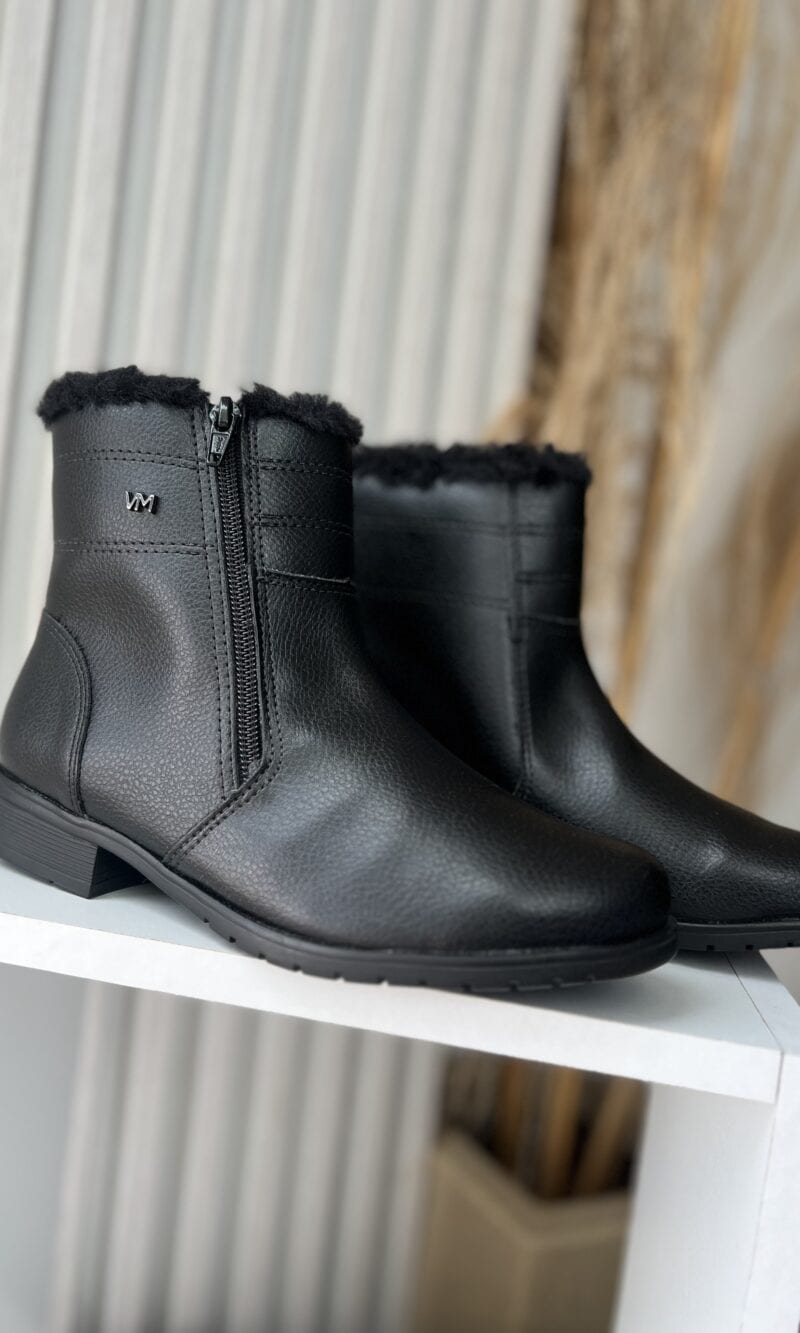 bota cano curto preto via marte 23 8301