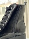 coturno verniz preto via marte 23 603 01