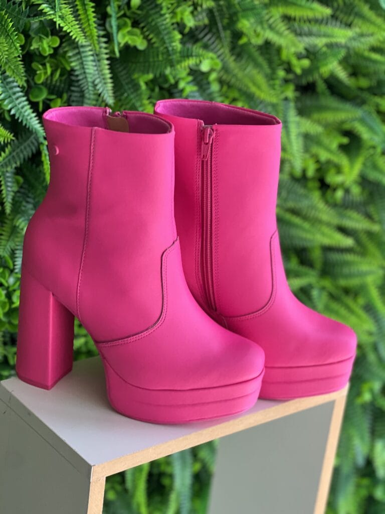 bota cano curto rosa ramarim 23 70101 bota cano curto rosa ramarim 23 70101