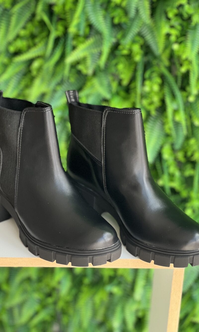 coturno preto via marte 23 308 01