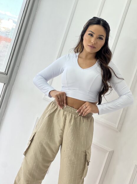 cropped manga longa bele branco