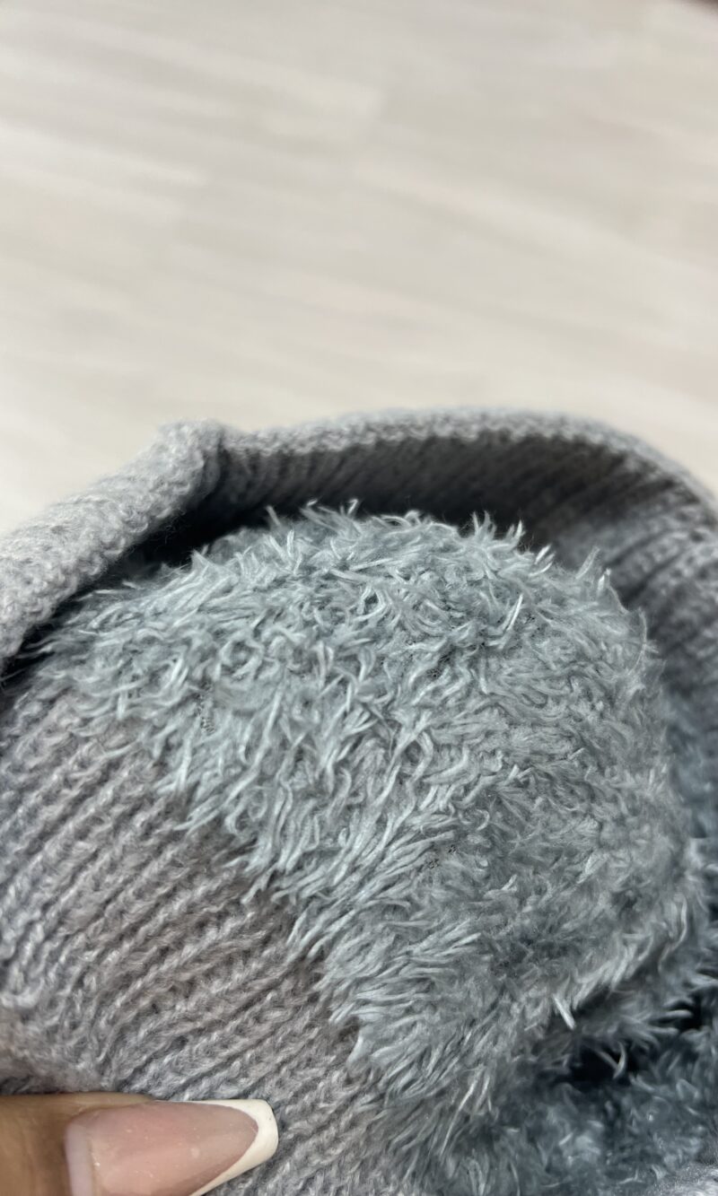 touca pompom cinza liso