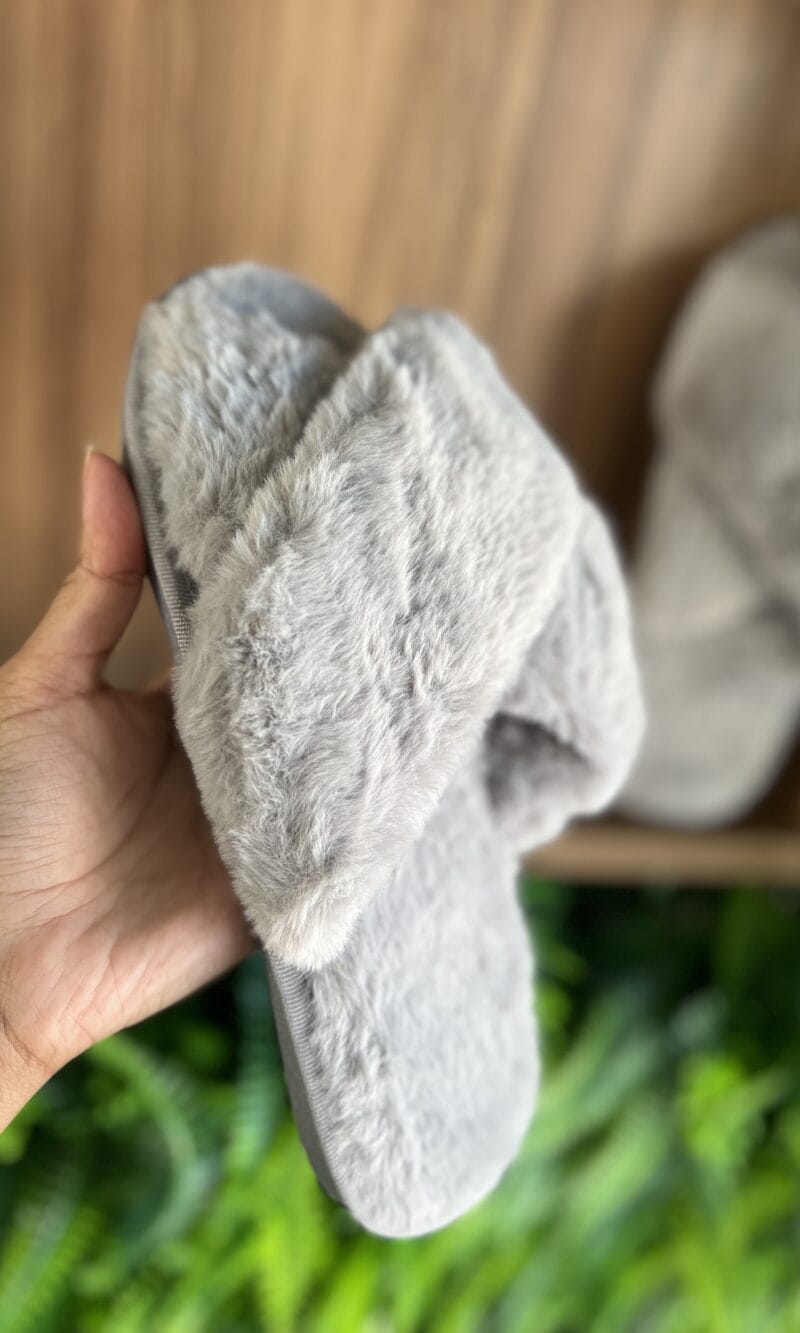 pantufa x 2 tiras cinza pantufa x 2 tiras cinza