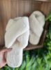 pantufa x 2 tiras branco