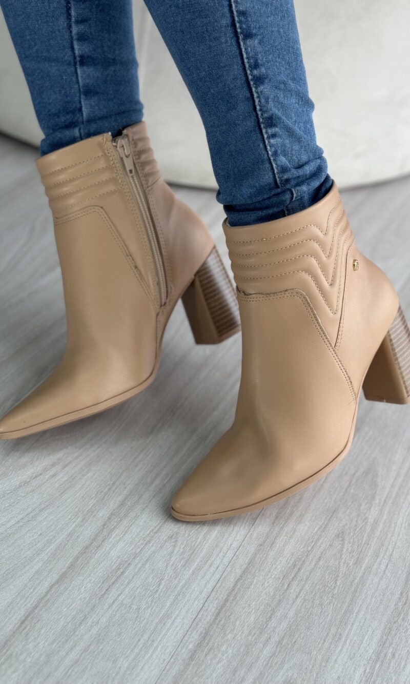 bota bico fino bege ramarim 23 58123 bota bico fino bege ramarim 23 58123
