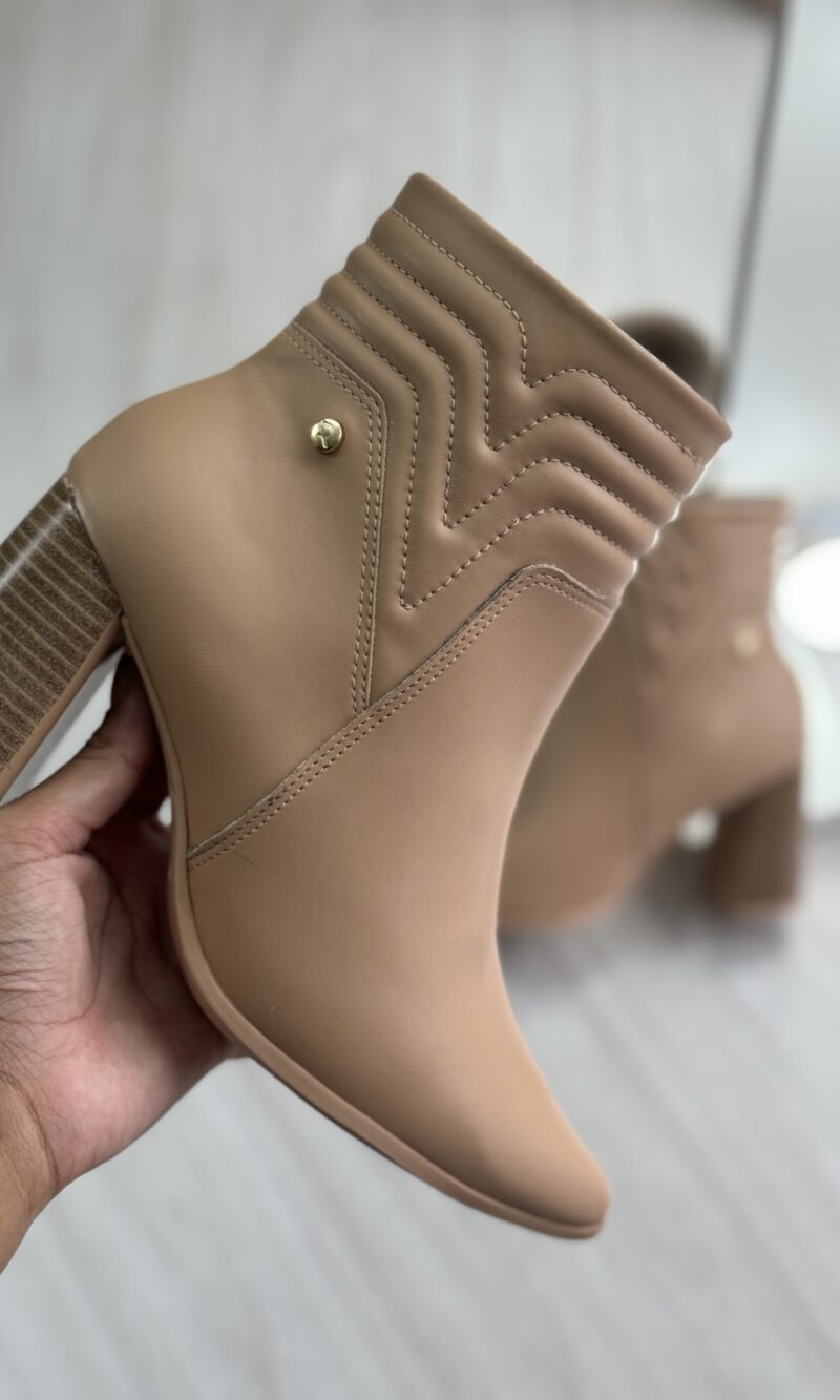 bota bico fino bege ramarim 23 58123