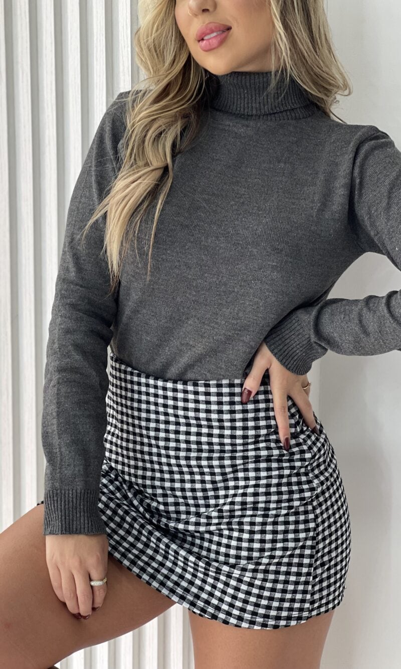 short saia xadrez chica