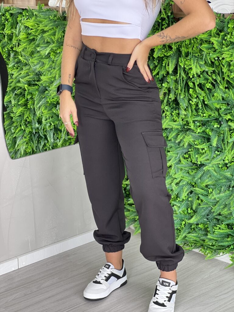 calça jogger alfaiataria bia preto calça jogger alfaiataria bia preto