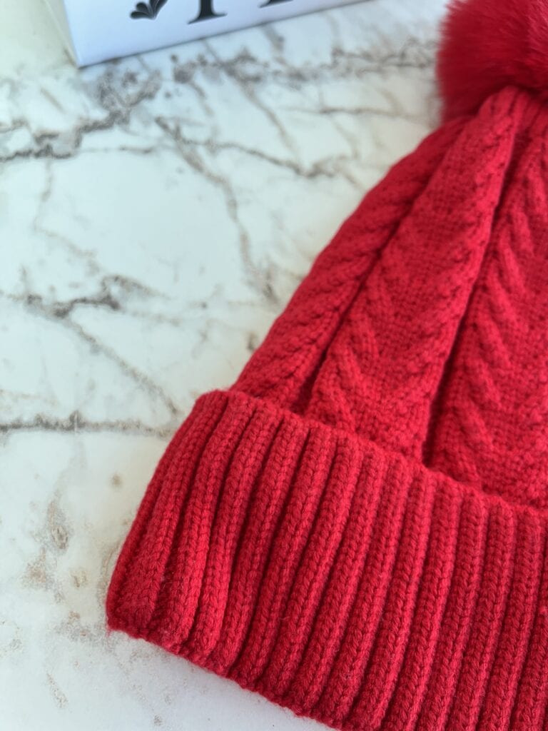 touca pompom vermelho liso touca pompom vermelho liso