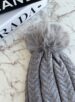 touca pompom cinza liso