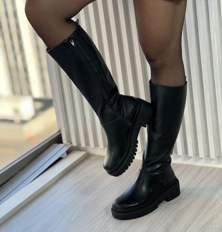 bota tratorada preto via marte