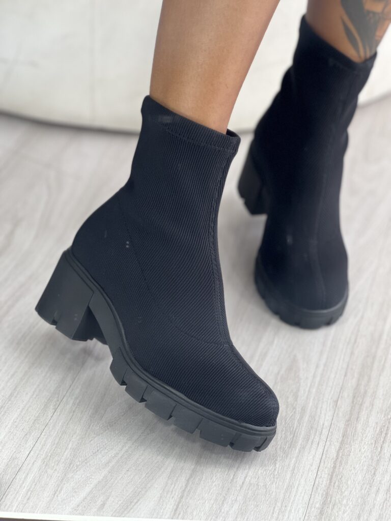 bota salto alto lycra preto via marte 001 004 01