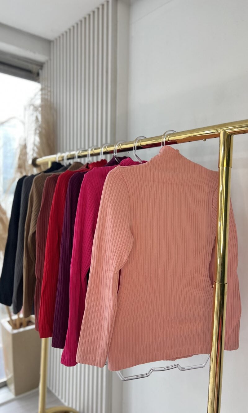 blusa térmica canelada com gola