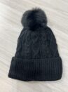 touca pompom preto liso