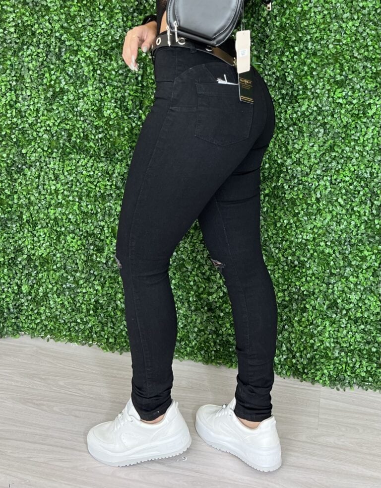 calça jeans preto com rasgo calça jeans preto com rasgo