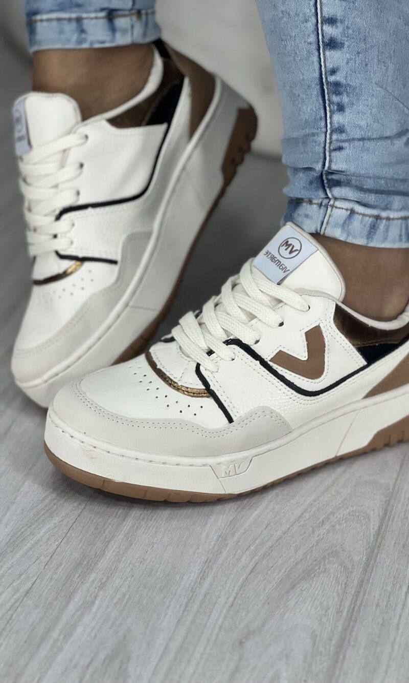 tênis casual bege/marrom off white/preto via marte 042 004 06