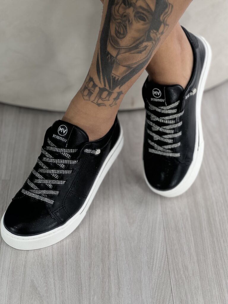 tênis casual brilho preto via marte 016 002 01