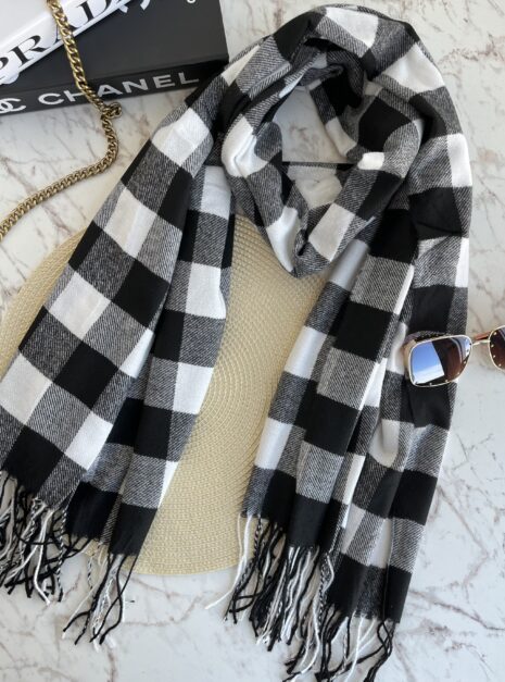 lenço flanelado xadrez preto
