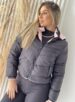 jaqueta puffer reversível ursinha preto com rosa