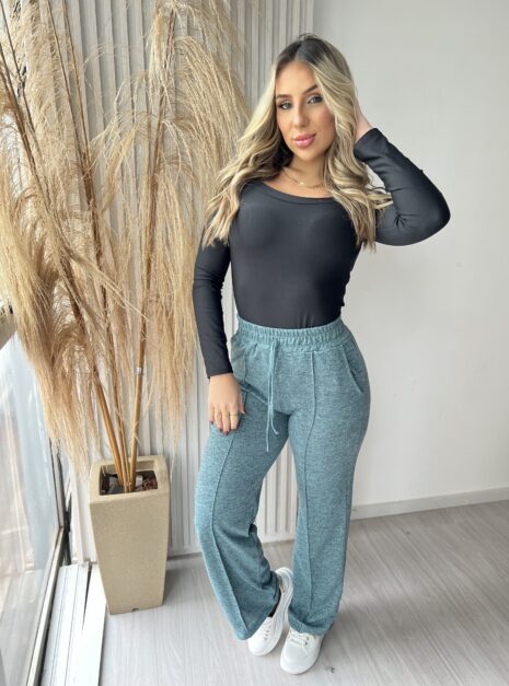 calça pantalona lãzinha vicky verde