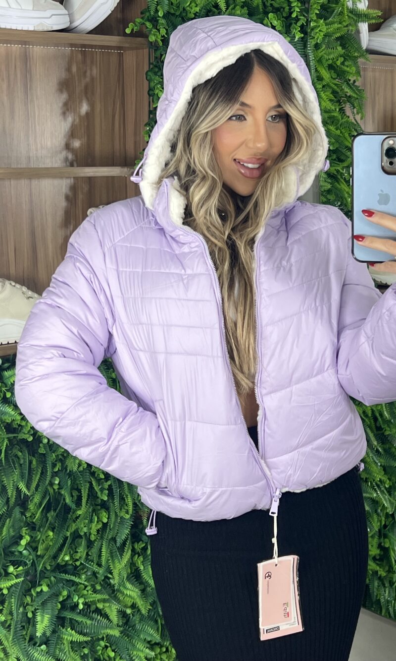 jaqueta puffer reversível ursinha lilás com branco