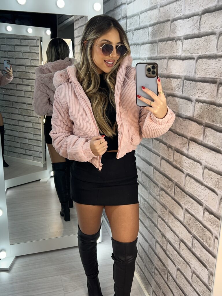jaqueta puffer cotelê jaque rosa baby