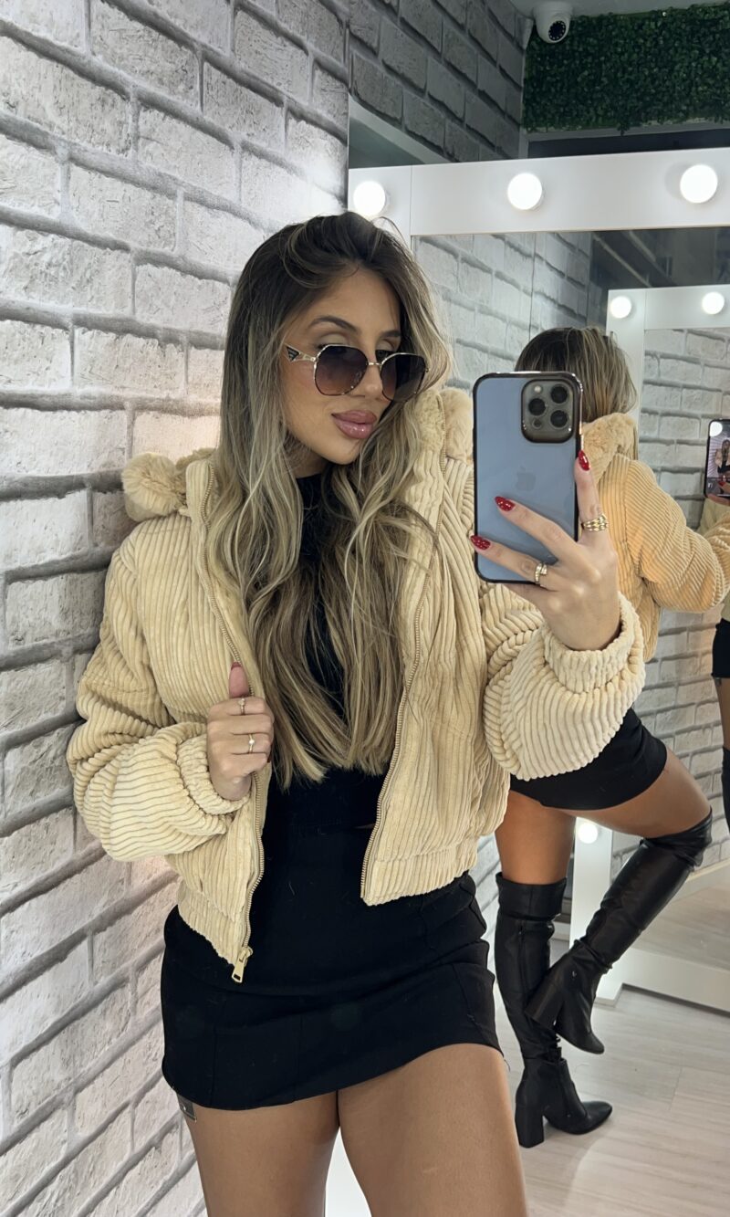 jaqueta puffer cotelê jaque bege