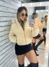 jaqueta puffer cotelê jaque bege