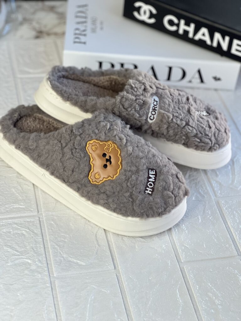 pantufa ursinho cinza