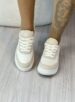 tênis casual bege/dourado/off via marte 053 005 06
