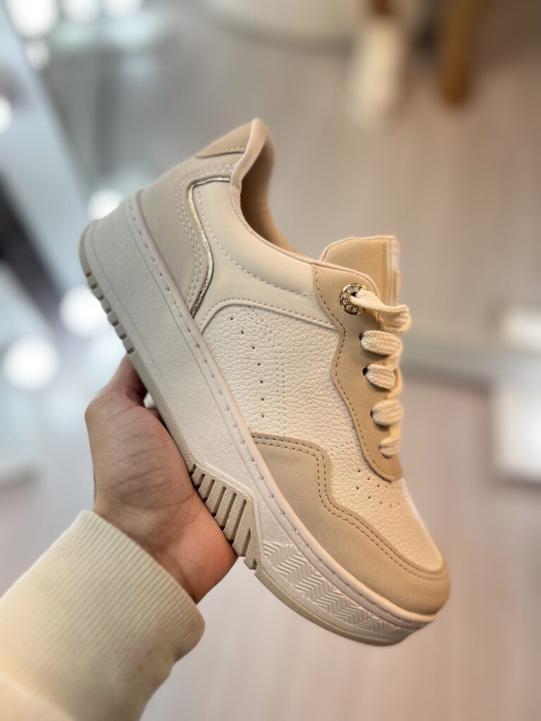 tênis casual bege/dourado/off via marte 053 005 06 tênis casual bege/dourado/off via marte 053 005 06