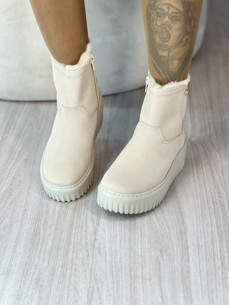 bota pelinho via marte off 047 010 04 bota pelinho via marte off 047 010 04