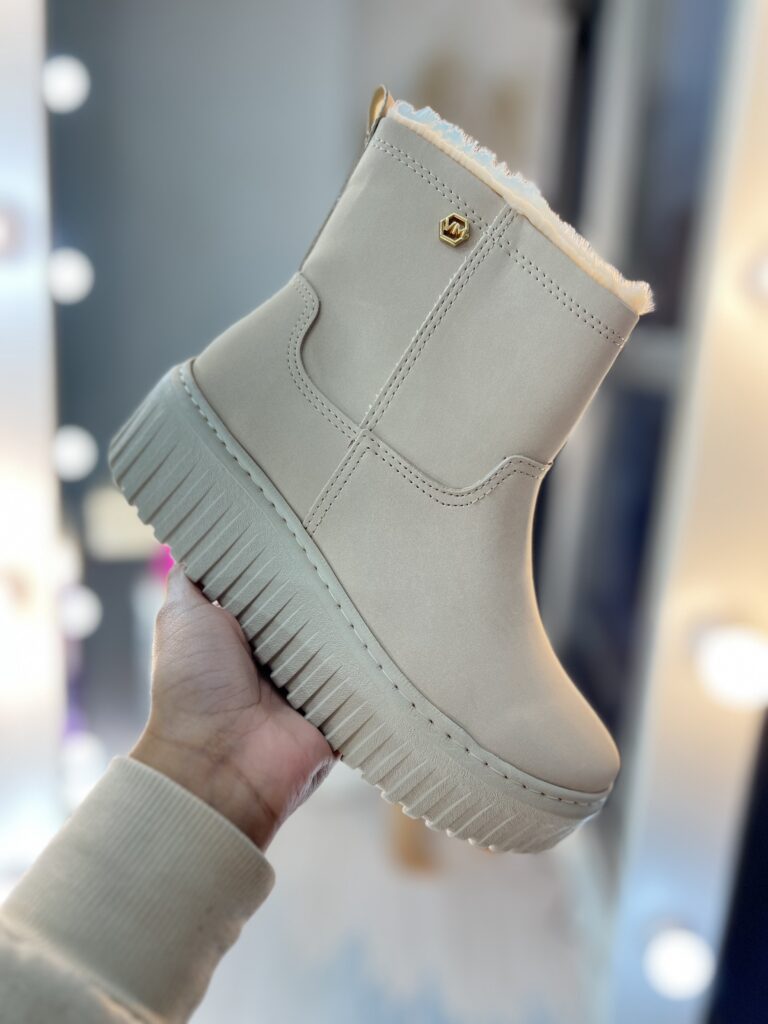 bota pelinho via marte off 047 010 04 bota pelinho via marte off 047 010 04