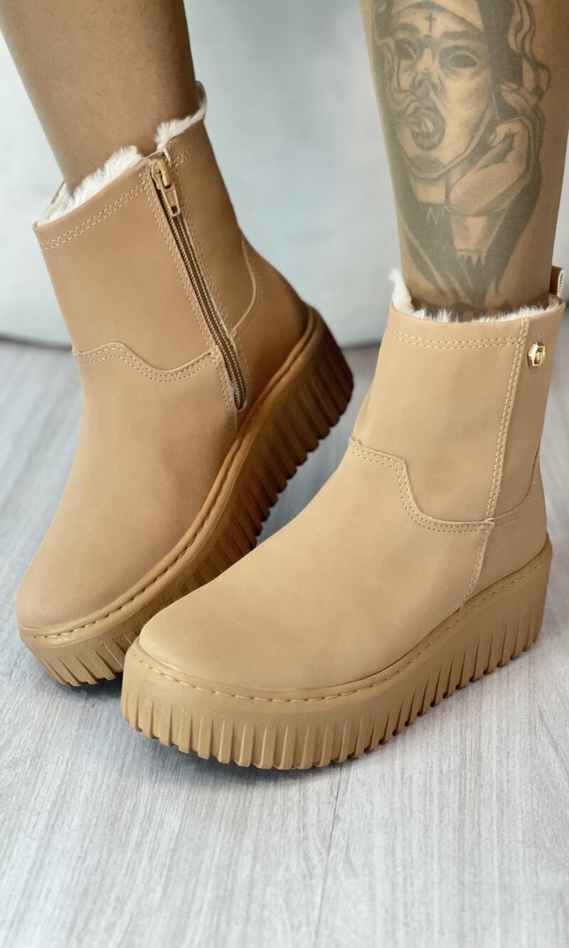 bota pelinho via marte caramelo 047 010 04 bota pelinho via marte caramelo 047 010 04