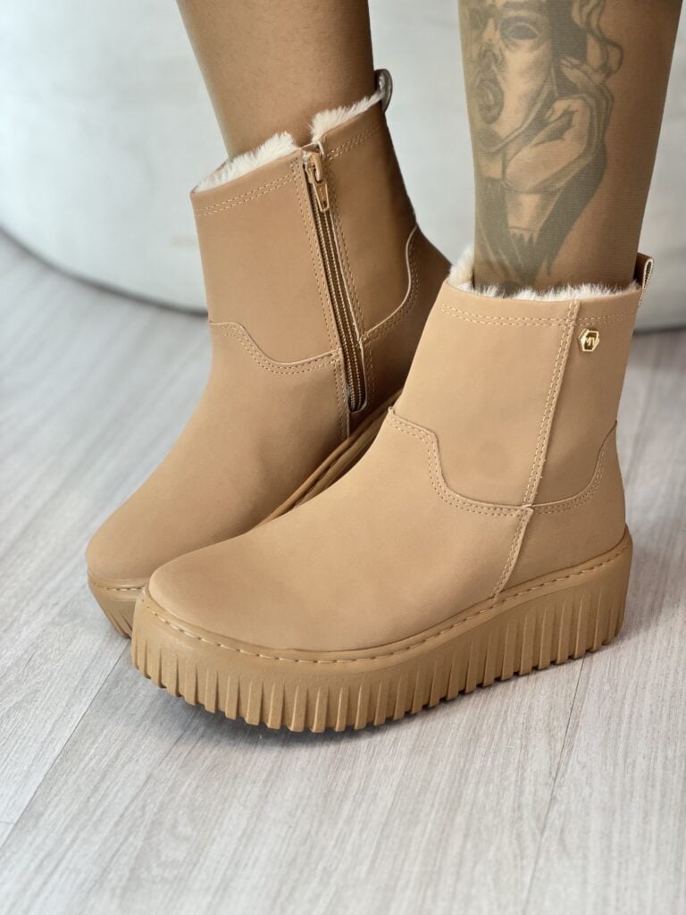 bota pelinho via marte caramelo 047 010 04 bota pelinho via marte caramelo 047 010 04