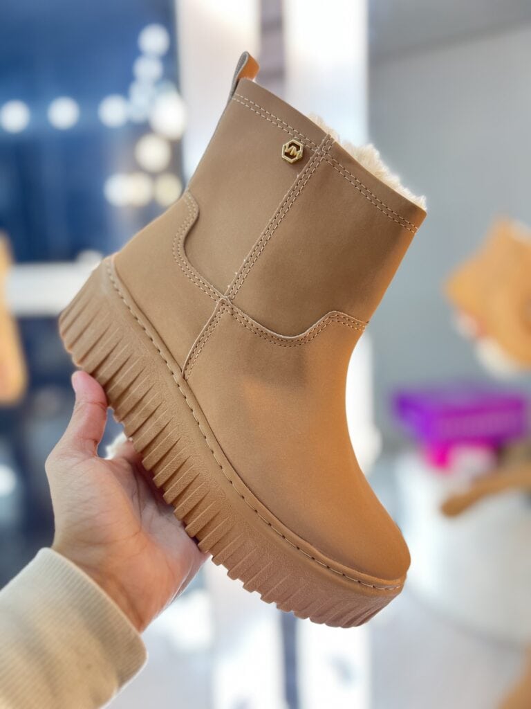 bota pelinho via marte caramelo 047 010 04 bota pelinho via marte caramelo 047 010 04