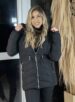 parka apeluciada yas preto