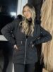 parka apeluciada yas preto