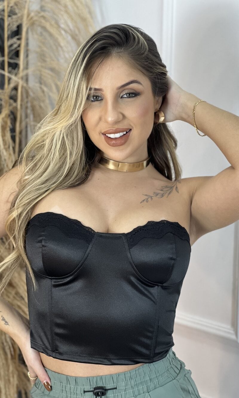 cropped alexia
